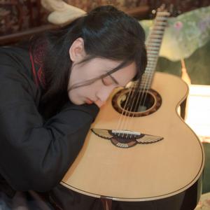 黑人麦克到日本朋友家做客
